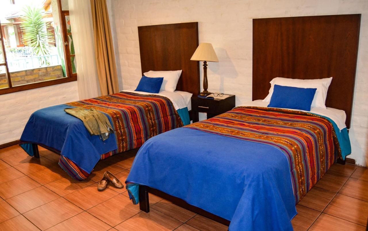 באניוס La Floresta Hotel מראה חיצוני תמונה